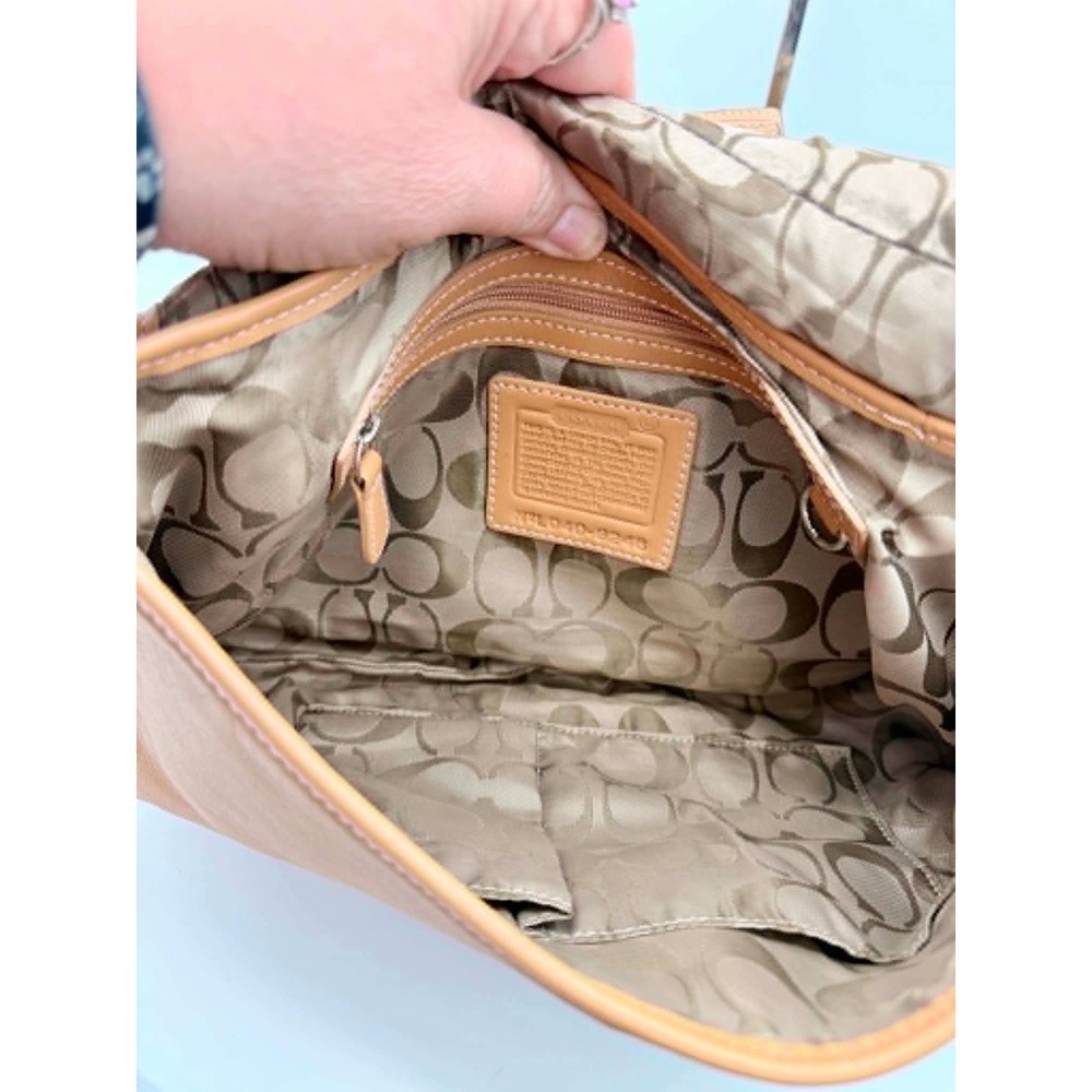 Coach Soho 9248 Tan Leather Buckle Shoulder Bag Vintage Camel Hobo Handbag - Picture 9 of 11